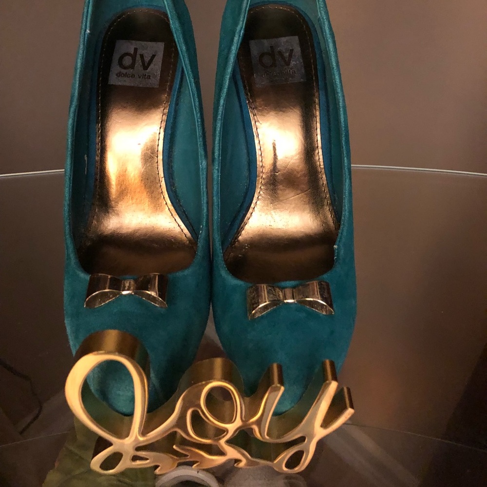 Dolce Vita Teal Suede Pumps
